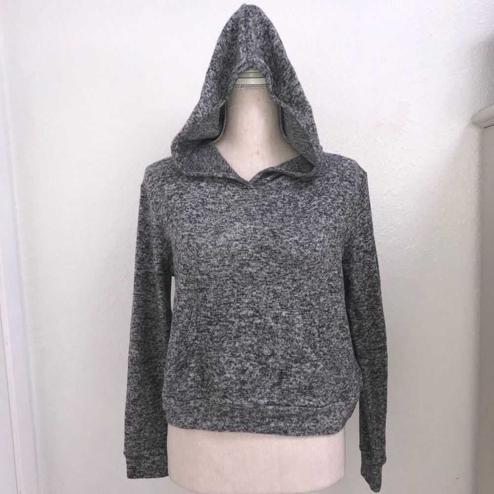 Long Sleeve Hooded Pullover